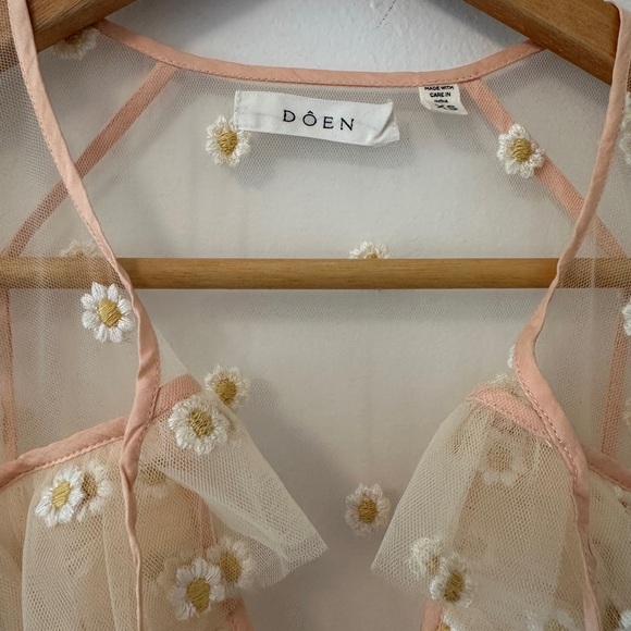 Doen Zelda Sheer Floral Maxi Dress in Faded Peach - Size XS - Picture 7 of 14